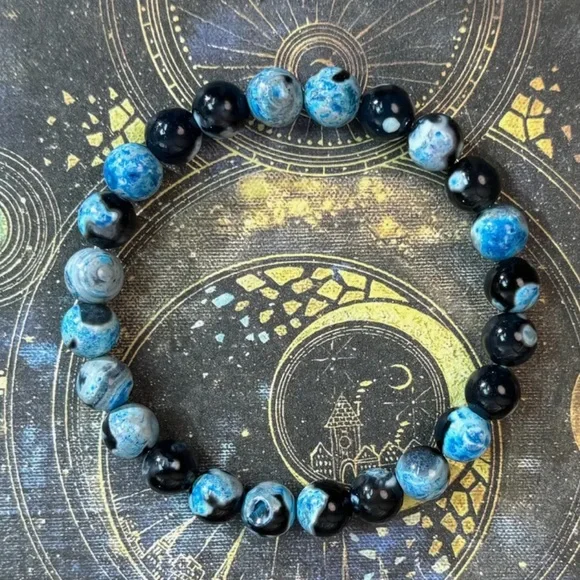 NWOT Blue Fire Agate 8mm Bracelet - Picture 1 of 7